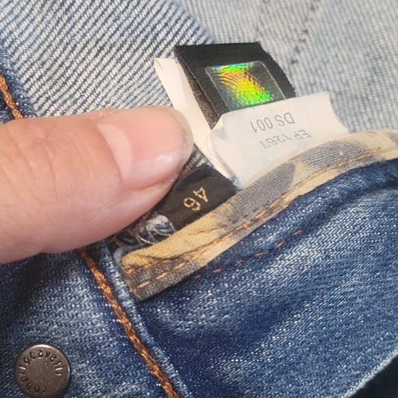 Roberto Cavalli Italian made Jeans - Picture 5 of 11